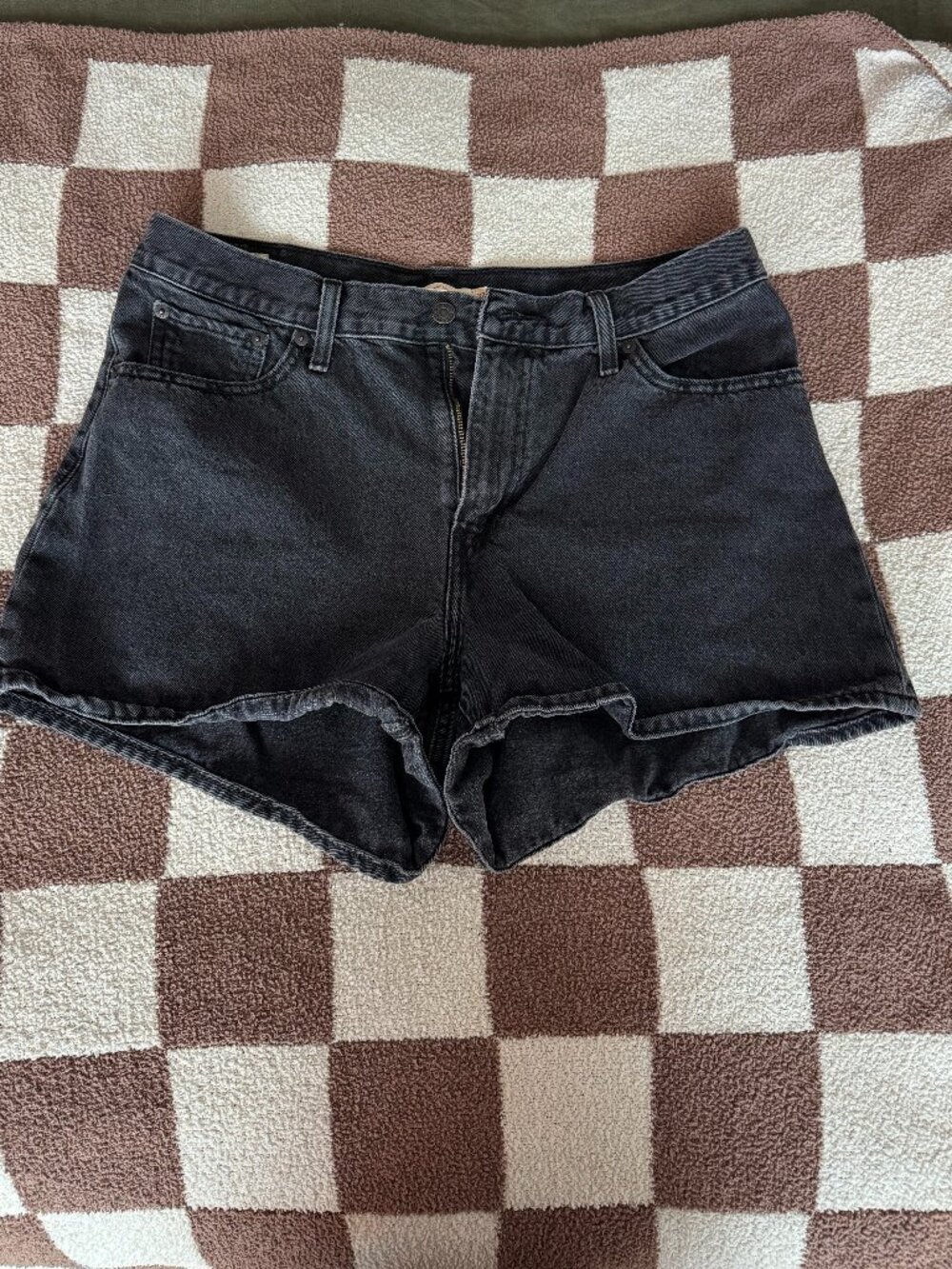 80s Mom Women's Shorts - Levi